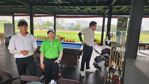 Huấn luyện viên trong câu lạc bộ